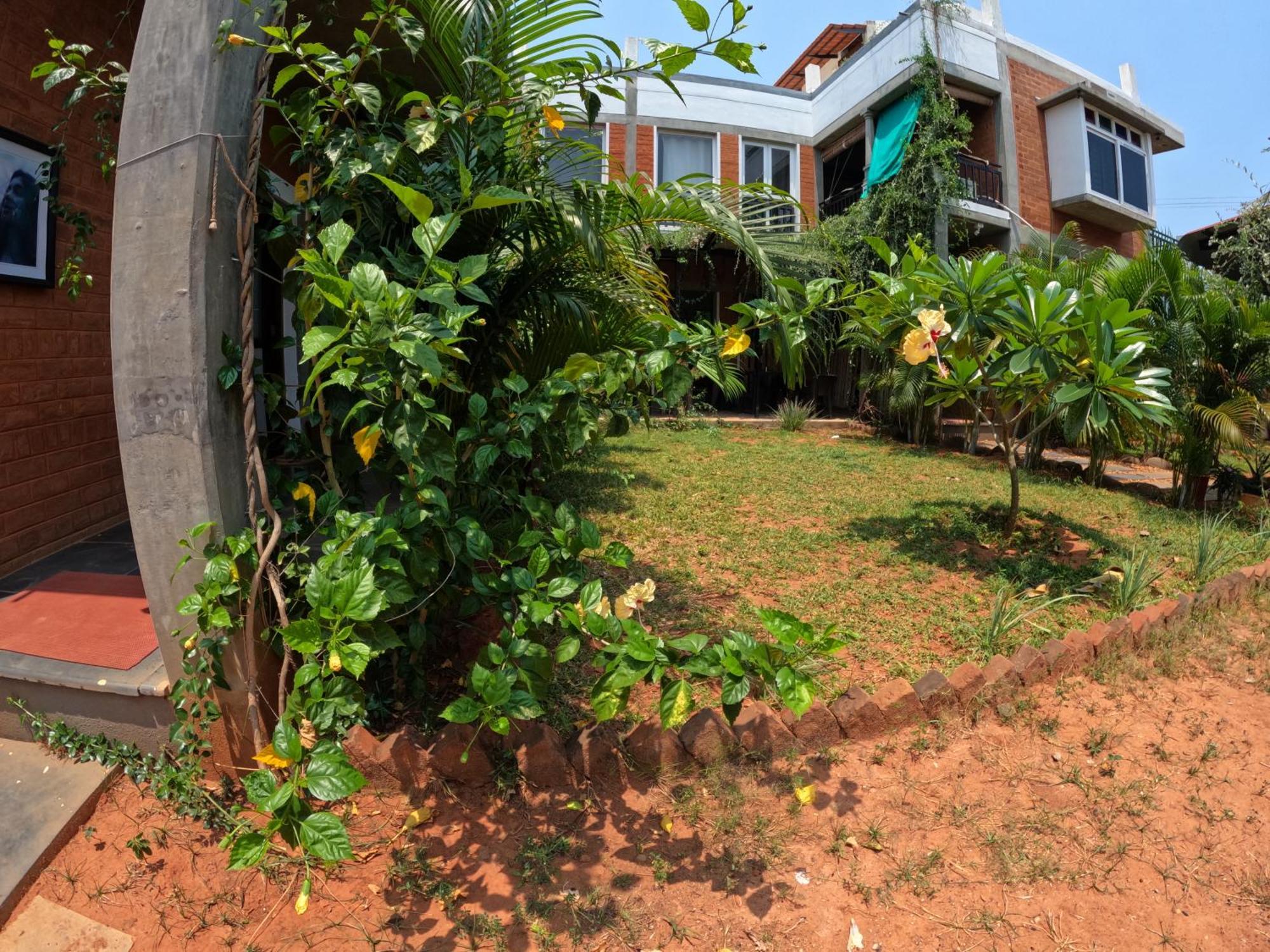 Wow Farm House ออโรวิลล์ ภายนอก รูปภาพ